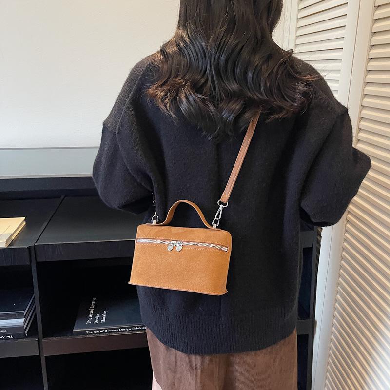 Vintage Matte Crossbody Bag Women Stylish Korean Ins Box Shoulder Bag for Autumn Winter Comfortable and Versatile Storage Bags