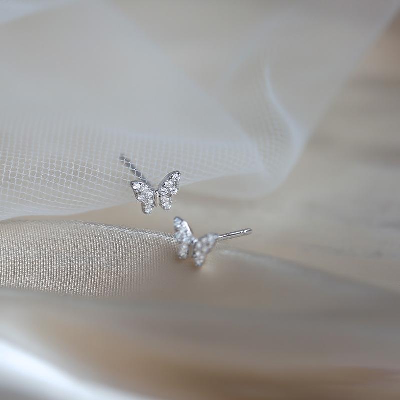 Simple Butterfly Zircon Earrings for Women Minimalist Design Personality Temperament Ear Jewelry Summer