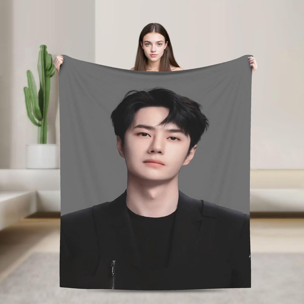 W-Wang Yibo Plush Blanket Children Flannel Throw Blanket For Couch Chair Warm Soft Customized Quality Bedspread Birthday Present