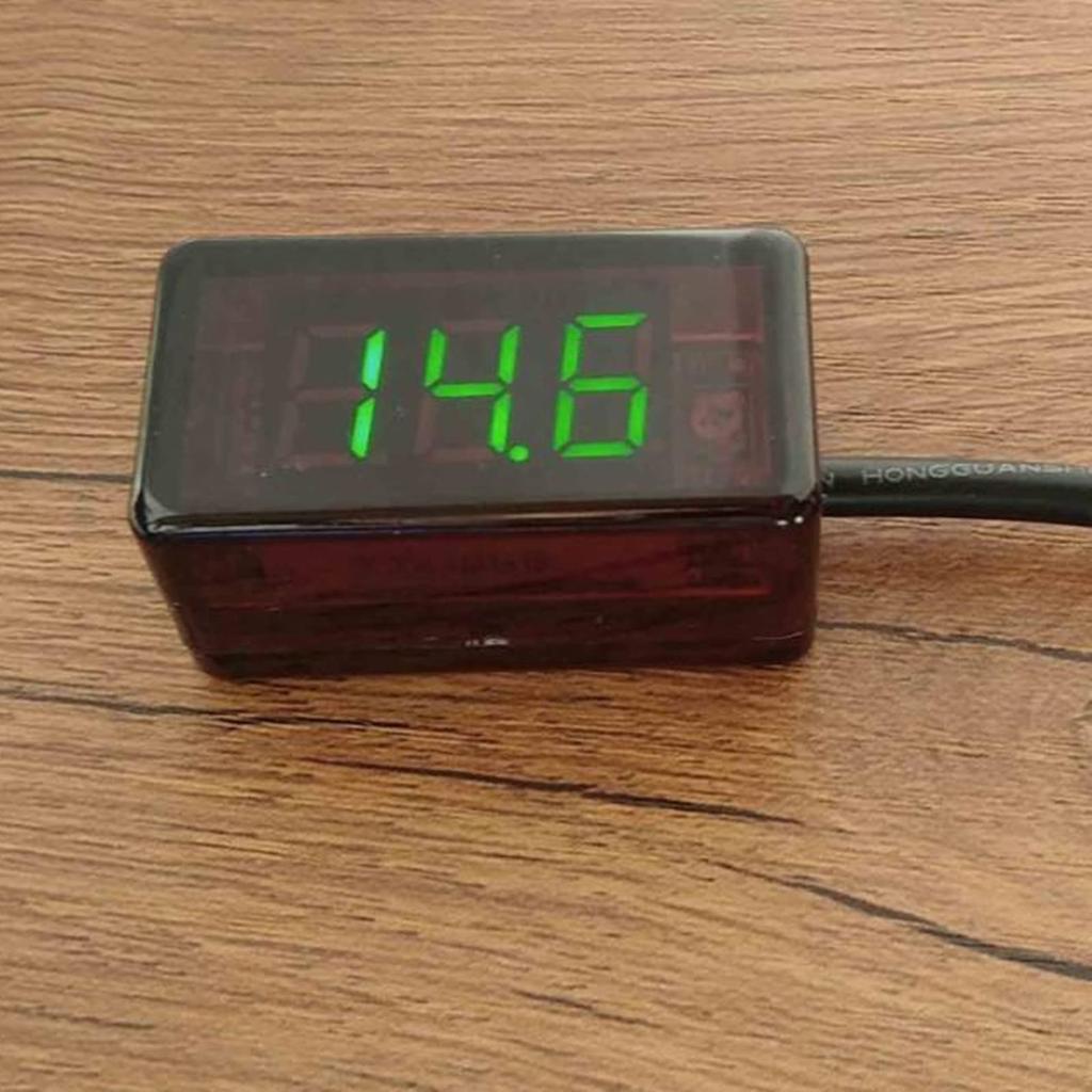 Motorhead Motorcycle Compact Voltmeter Voltmeter Mini Meter Waterproof Small Voltmeter (Green)