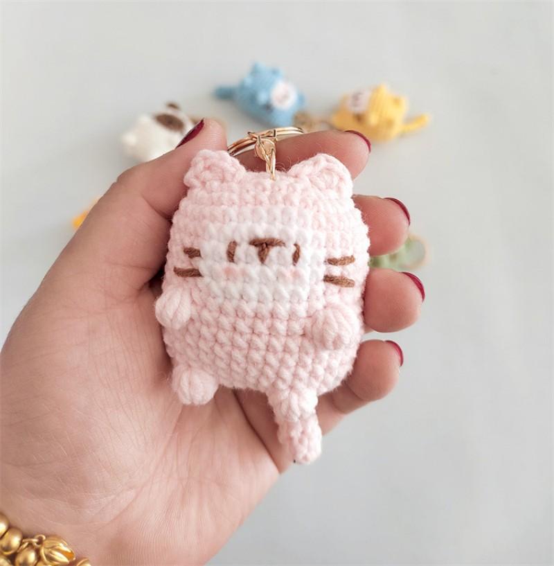 Cute Lucky Cat Doll Crochet Keyrings Handmake Kawaii Kitten Knitted Keyrings For Bag Pendant Crochet Kitten Keychain Wholesale