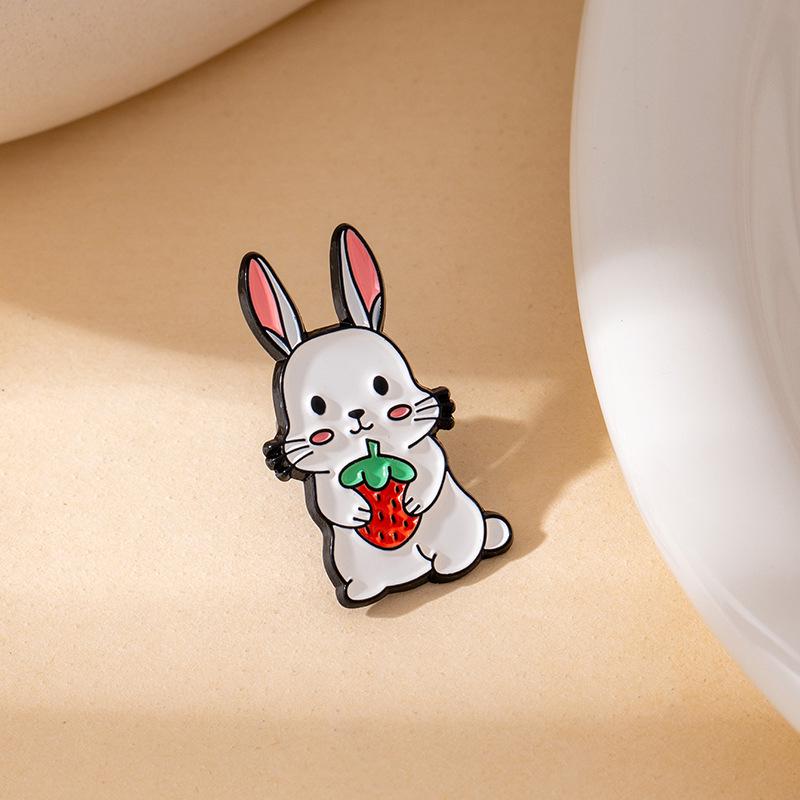 Cute Cartoon Animal Badge Exquisite Design Rabbit Holding Strawberry Exquisite Shape Mini Brooch Clothes Accessories