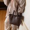 Fashion large-capacity bag to work New casual class One shoulder texture Fashion commuter tote bag