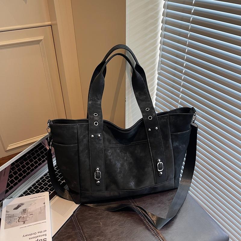 Codzienna torba pod pachę o dużej pojemności damska torebka 2025 nowa prosta torba typu tote wszechstronna torba na ramię listonoszka