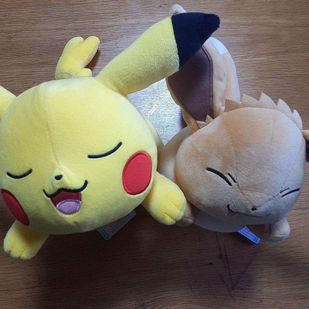 [Super Mercari City limited time discount] Pokemon Pikachu, Eevee stuffed toy set