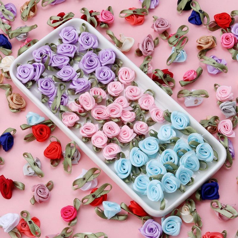 50 peças 1,5x2,5cm Mini Flor de Rosa Fita de Cetim de Poliéster Rosetas Apliques de Tecido Para Casamento Festa Roupa Costura Decoração