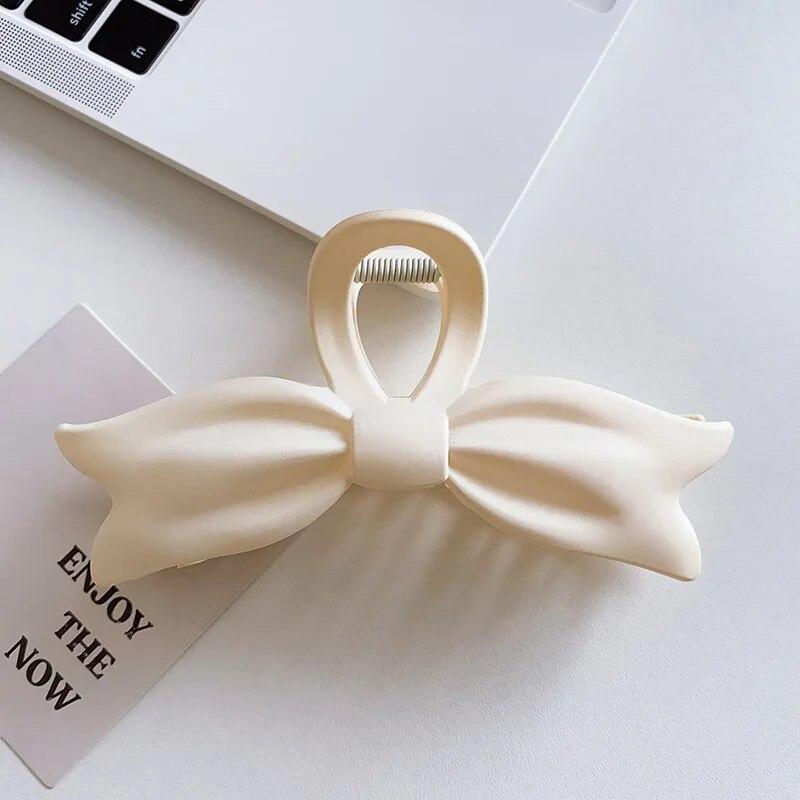 Pinces à cheveux vintage à motif géométrique creux, style crabe et requin, accessoires pour cheveux de fête pour femmes