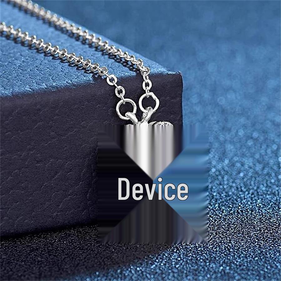European & American Valentine's Day, New Year, and Christmas Heart-Shaped Magnetic Necklace Gift Box with Rose Flower Design.