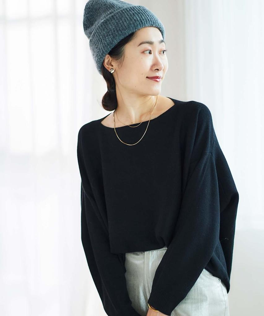 Le Coeur Blanc Milan Rib Hem Round Hand Size Black Pullover, Washable, 3048028401,