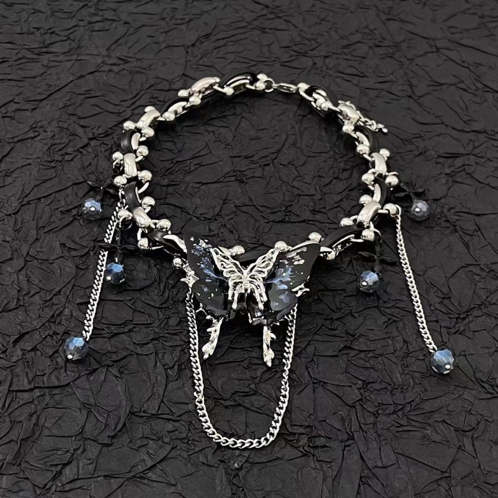 Female Fashion Niche Versatile Butterfly Necklace