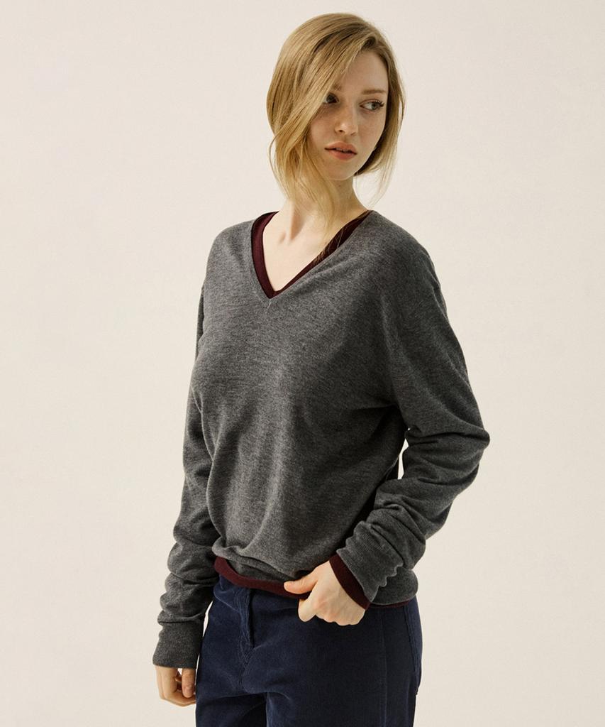 OATMEAL CAFE Timeless Essential V-Neck Knit - Gray