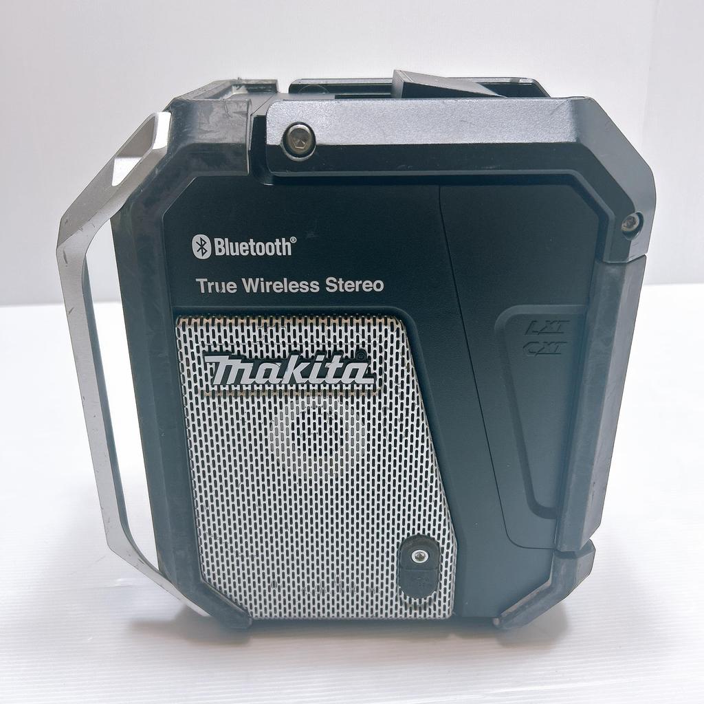 Makita Cordless Compatible and Charger Sold MR113B Radio, Black, 10.8V/14.4V/18V [Body Only/Battery Separately]