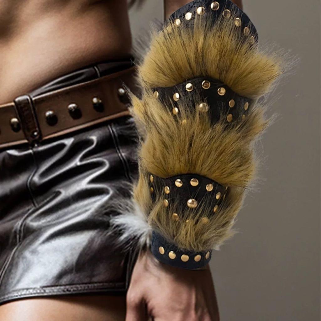 Medieval Plush Leather Splicing Bracers Men's Punk Bracers