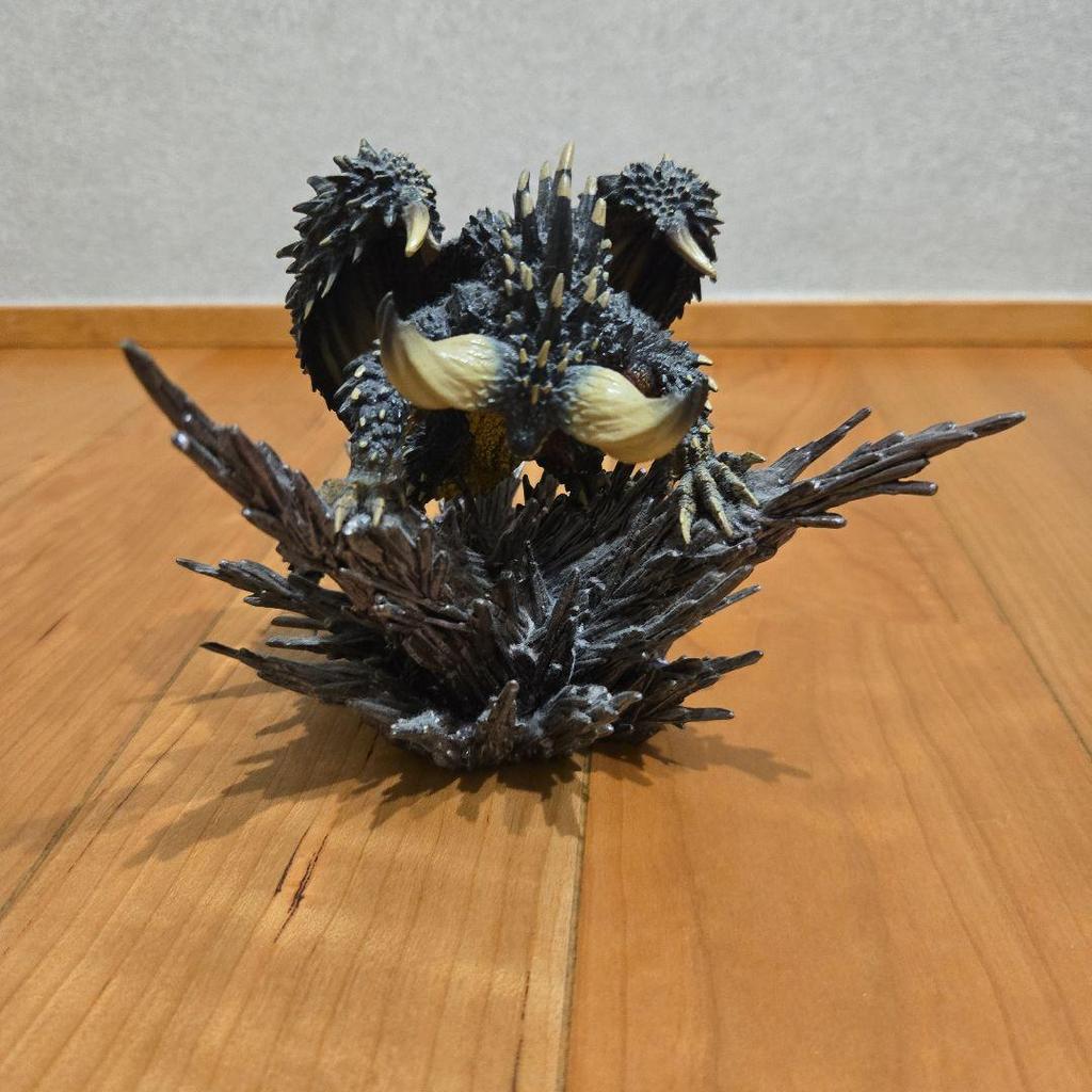 [USED] MONSTER HUNTER: WORLD Collector's Edition