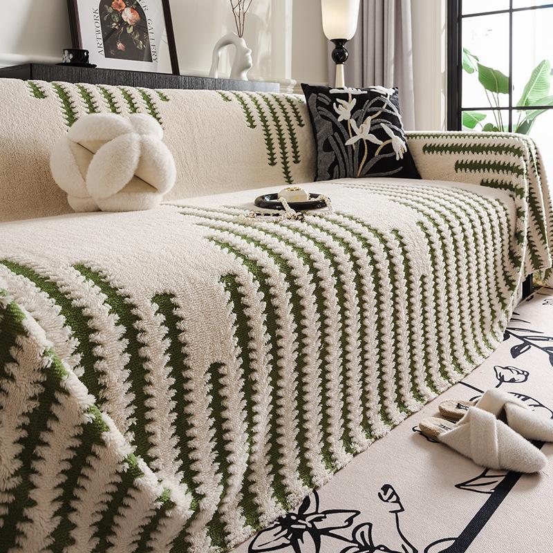 

High-End Fishbone Patterned Plush Sofa Towel Anti-Slip Protection Couch Covers for Living Room Anti-Scratch Furniture Slipcover 180x130cm