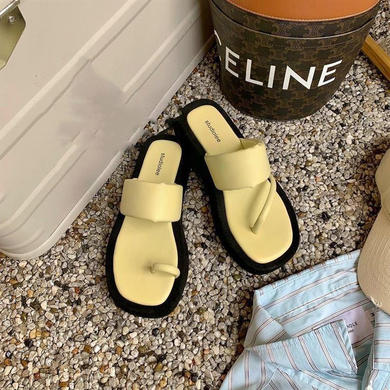Niche design sense toe flip-flops 2025 summer new Internet celebrity ins tide thick bottom fashion beach cool slippers