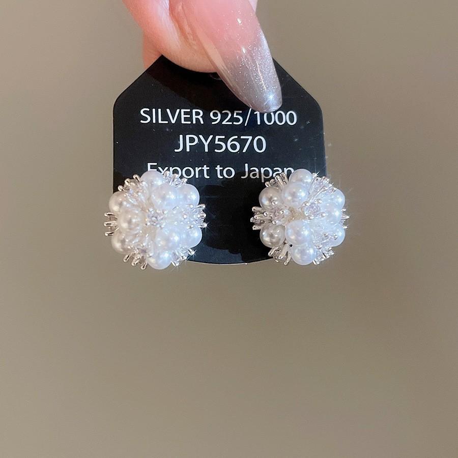 Zircon Geometric Pearl Stud Earrings Autumn and Winter Retro Elegant Earrings Temperament Earrings Women