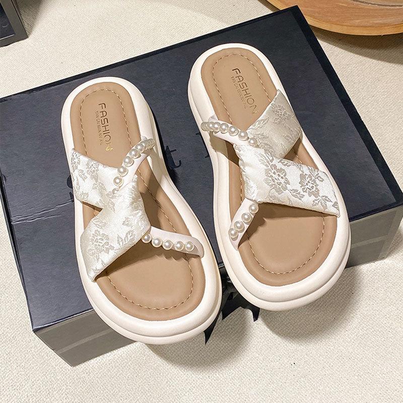 

Тапочки на платформе Muffin, женская летняя одежда 2025 года, новая ретро-вышивка, универсальная с юбкой, крест на крест, с пляжными сандалиями 40 бежевый