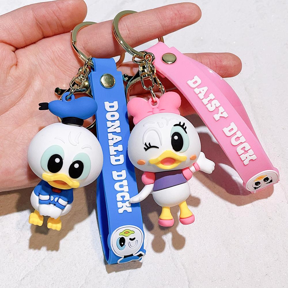 Disney Minnie Mouse Heart Pendant Keychain Mickey Mouse Heart Valentines Day Gift Travel Backpack Accessory Charm