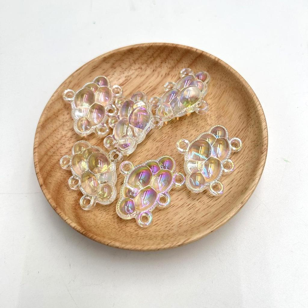 27x35mm UV-Plated Transparent Acrylic Cloud Pendant for DIY Phone Chains and Car Hangings