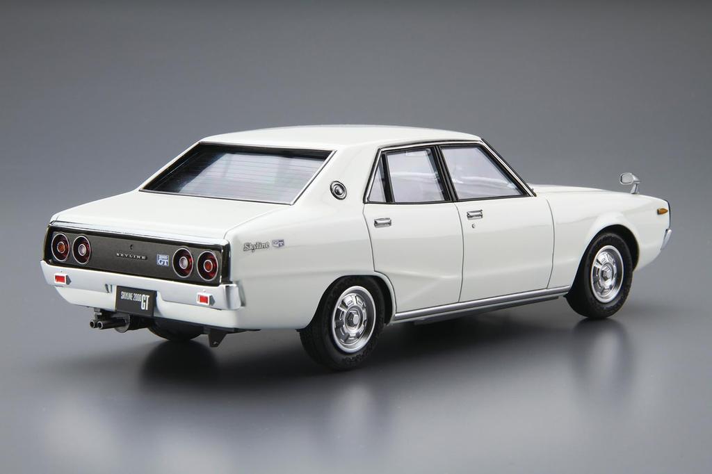 Aoshima Bunka Kyozai The Model Car 47 Nissan GC110 Skyline 2000GT Plastic Model (AOSHIMA) No. 1/24 '72
