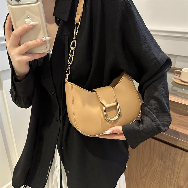 Pendeln modisch einfach Temperament schöne Schultertasche Damen Frühling Sommer neu sanfte Achseltasche Tide