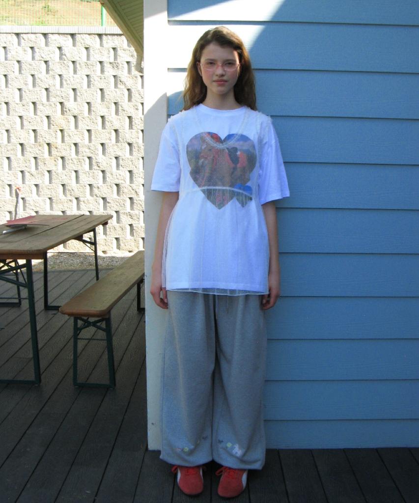 RONRON Pony Heart Over Fit T Shirt White