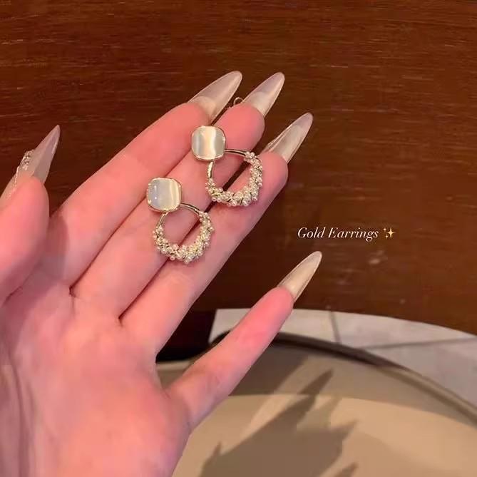 Annual explosion Pearl butterfly earrings women's high-end sense niche 925 silver needle earrings ear jewelry wholesale