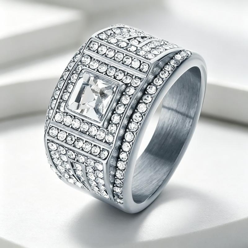 Affordable Luxury Men's Hip Hop Stainless Steel Ring Exquisite Rhinestone Ring