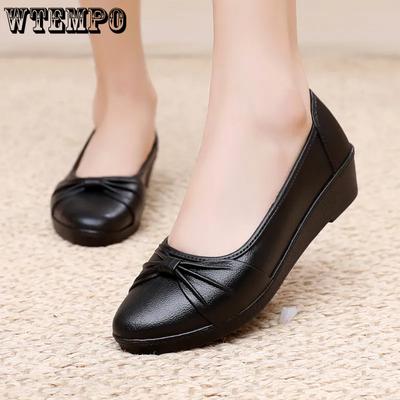 Damen Niedriger Dicker Absatz Slipper Wasserdichte Schuhe PVC Arbeitsschuhe Rutschfest Flacher Schaft Spitze Zehenpartie Weiche Freizeitschuhe