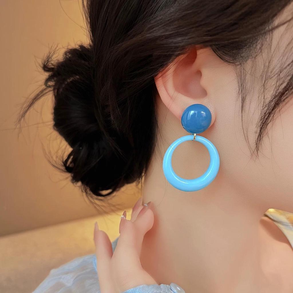 Elegant Beach-Style Blue Hoop Earrings: Women's Large, Simple, & Versatile Ear Accessories