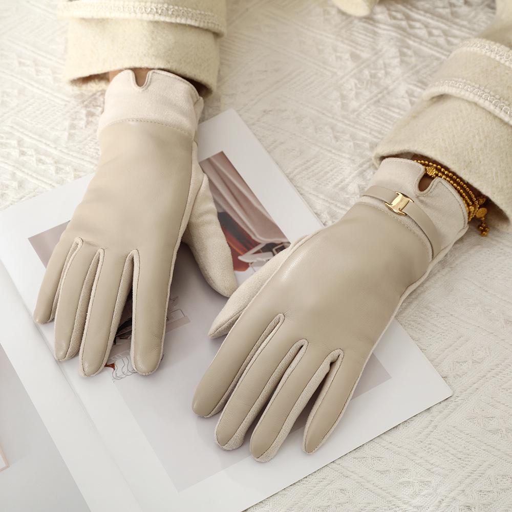 Women's Winter Suede Plush Touchscreen Gloves - Lined, Thick, Retro, Warm, Windproof, Cycling-Ready
