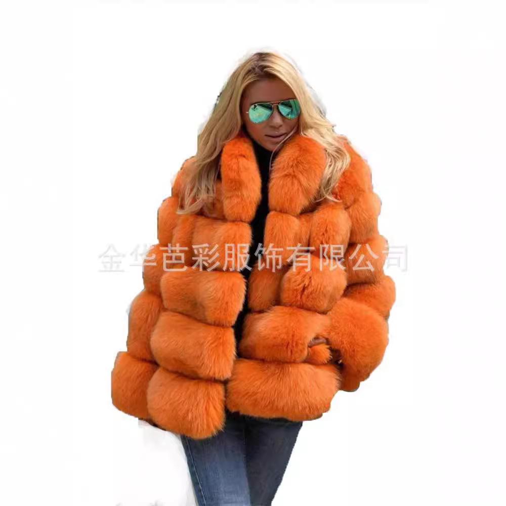 

Шуба из меха женская атмосферная женская шуба из молодой лисы S сапфировый