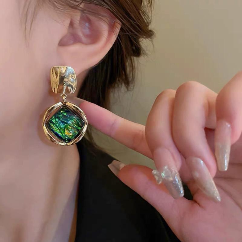 Retro Trend Gradient Green Color Geometric Pendant Earrings, Women's Personalized Ethnic Style Holiday Accessories Zircon