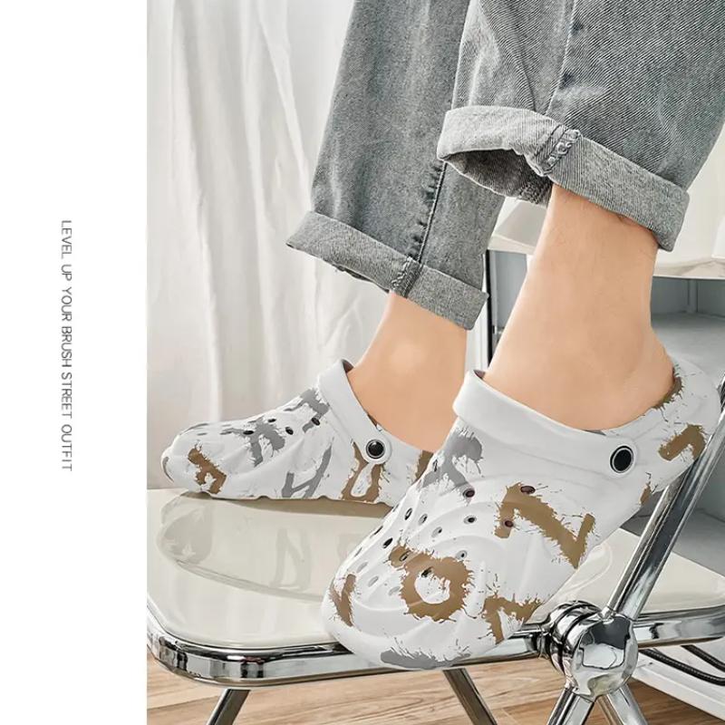 Hole Shoes Men's Summer Fashion Casual Outdoor Beach Shoes Sandals Personality Half Drag Deodorant Sandals Men's Slippers