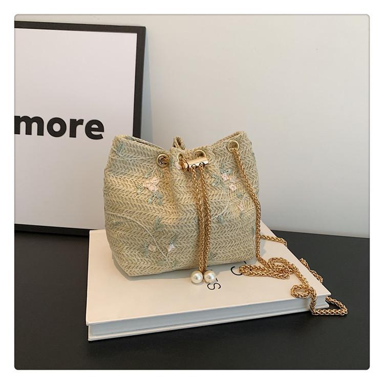 Literary National Style Large Straw Woven Drawstring Shoulder Bag With Chain