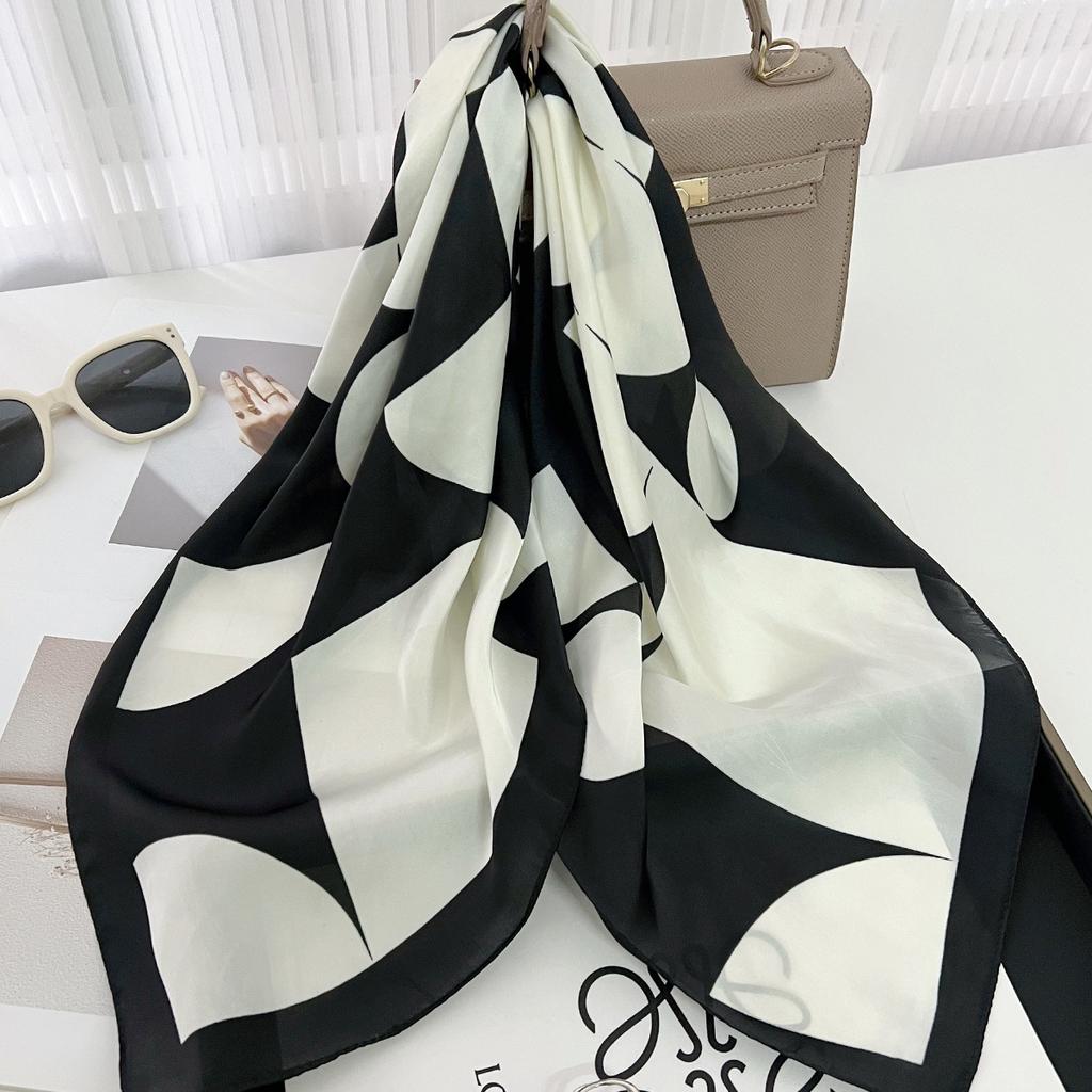 1116 new geometric black and white silk scarf women's autumn high-end small square scarf temperament fashionable versatile scarf for elders