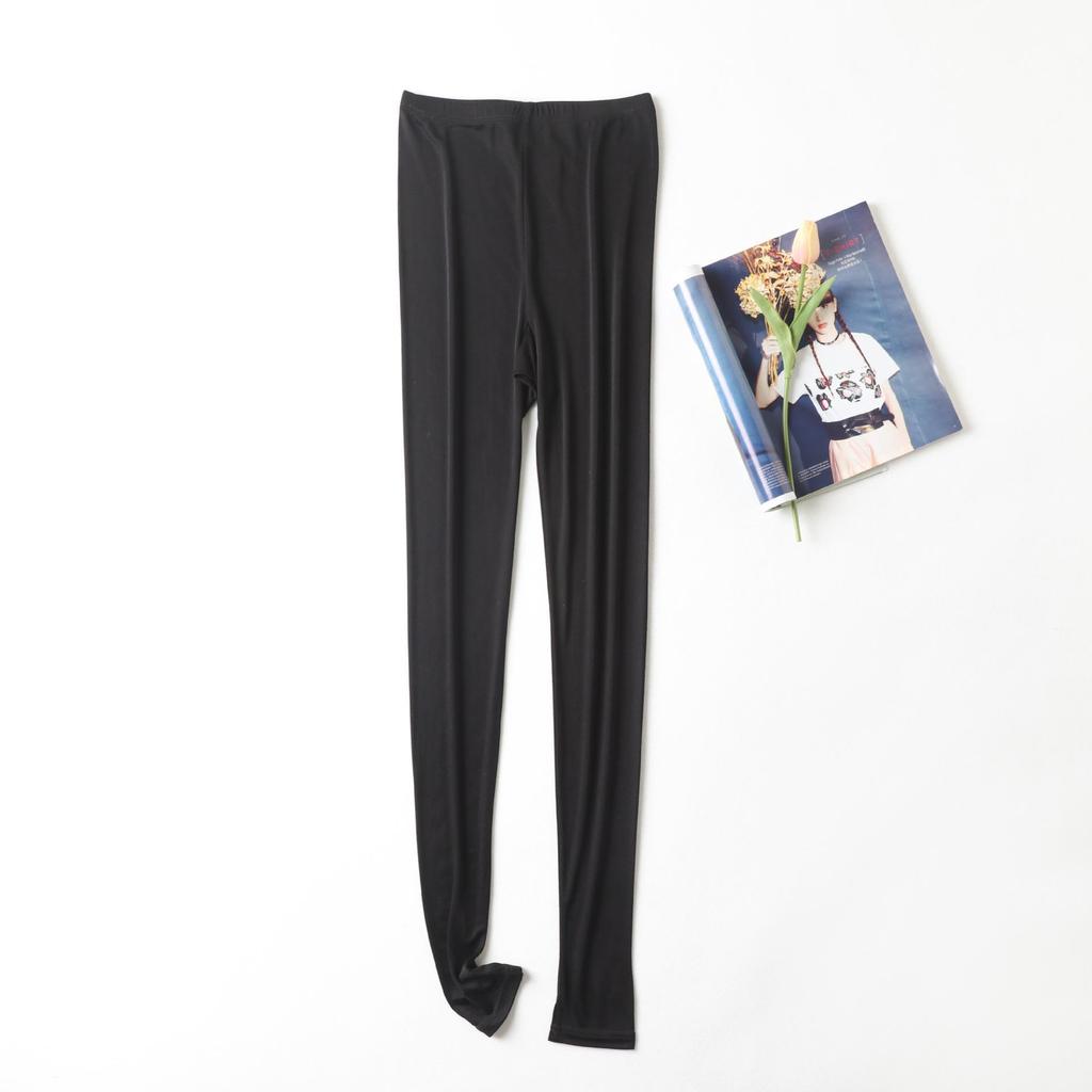 Yuyue Women's Mulberry Silk Thermal Underwear Set - Autumn & Winter Collection