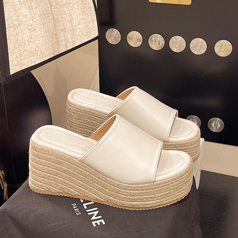 Slope heel cool slippers women's new summer fashion thick-bottomed versatile small straw-woven one-word slippers