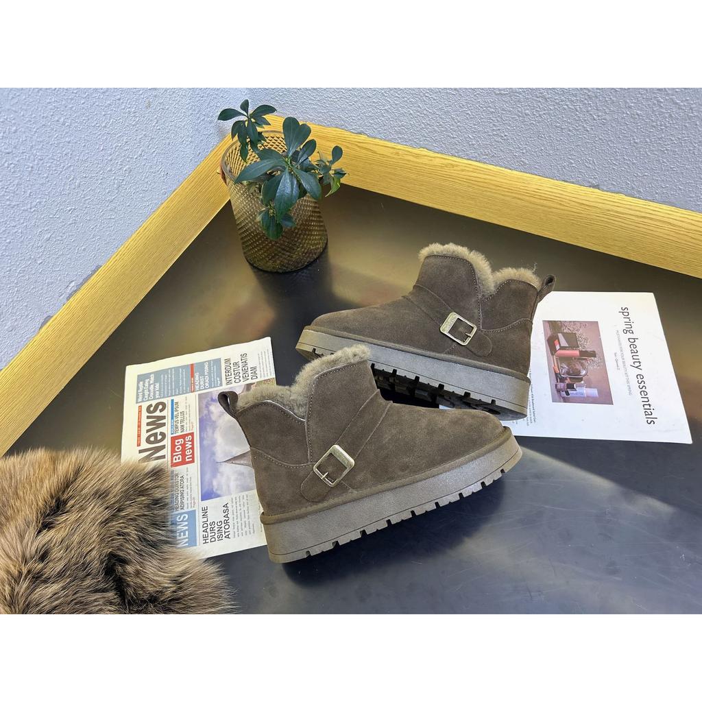 Thick-soled snow boots women's winter versatile warm piled thickened sleeve non-slip short boots
