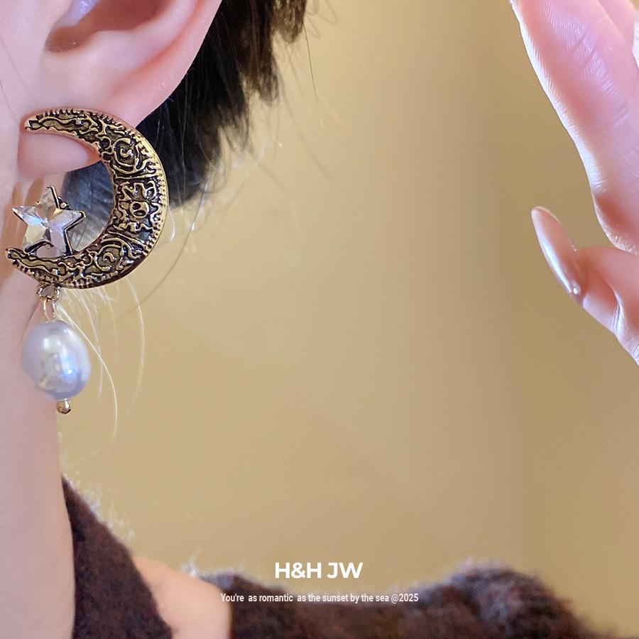 Silver Needle Diamond Moon Star Pearl Earrings French Retro Fashion Temperament Earrings Light Luxury Premium Earrings Women