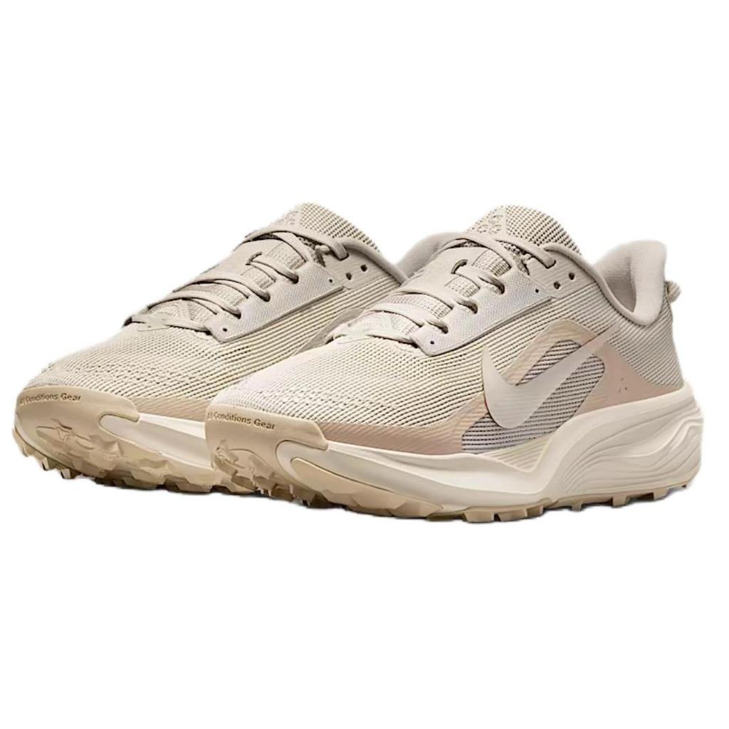 Nike ACG PEGASUS TRAIL Running Shoes Women's Ecru HV8121-200