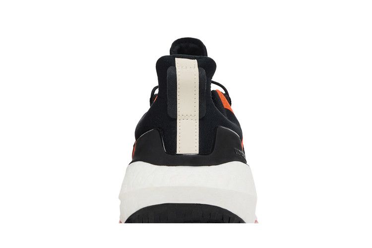 Men's Sneakers Adidas UltraBoost 22 Cold.RDY 2.0 'Black Impact Orange'