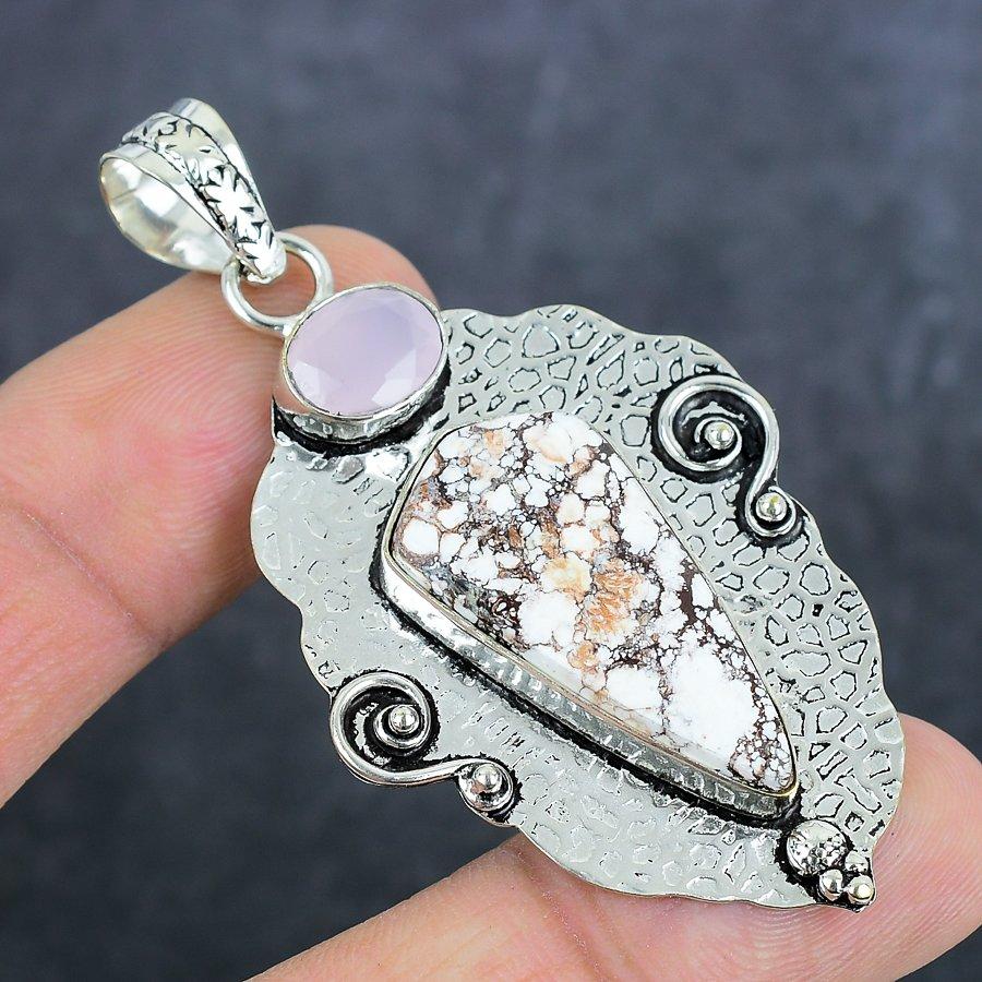 Wild Horse, Chalcedony Gemstone 925 Sterling Silver Jewelry Pendant 2.56" k6p20