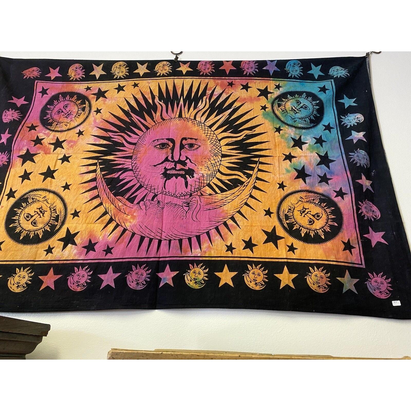 The tapestry of the sun and stars is very beautiful 75x100