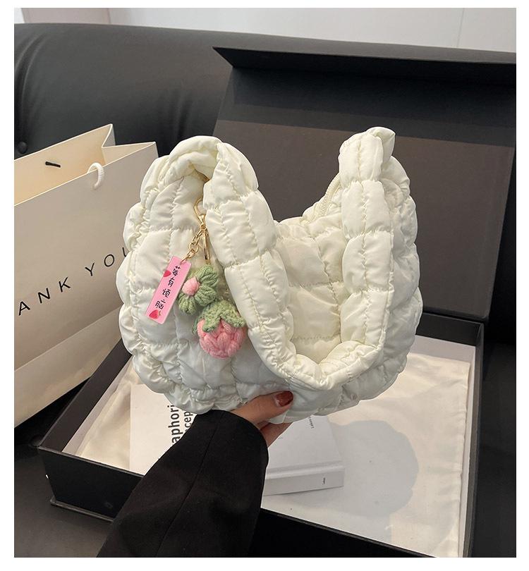 Korean Dongdaemun Women's Fashion Casual Cloud Pleated Shoulder Bag