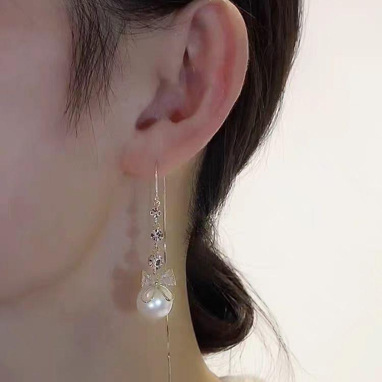 2024 Neue Ohrringe mit roten Perlenquasten im koreanischen Stil für Damen