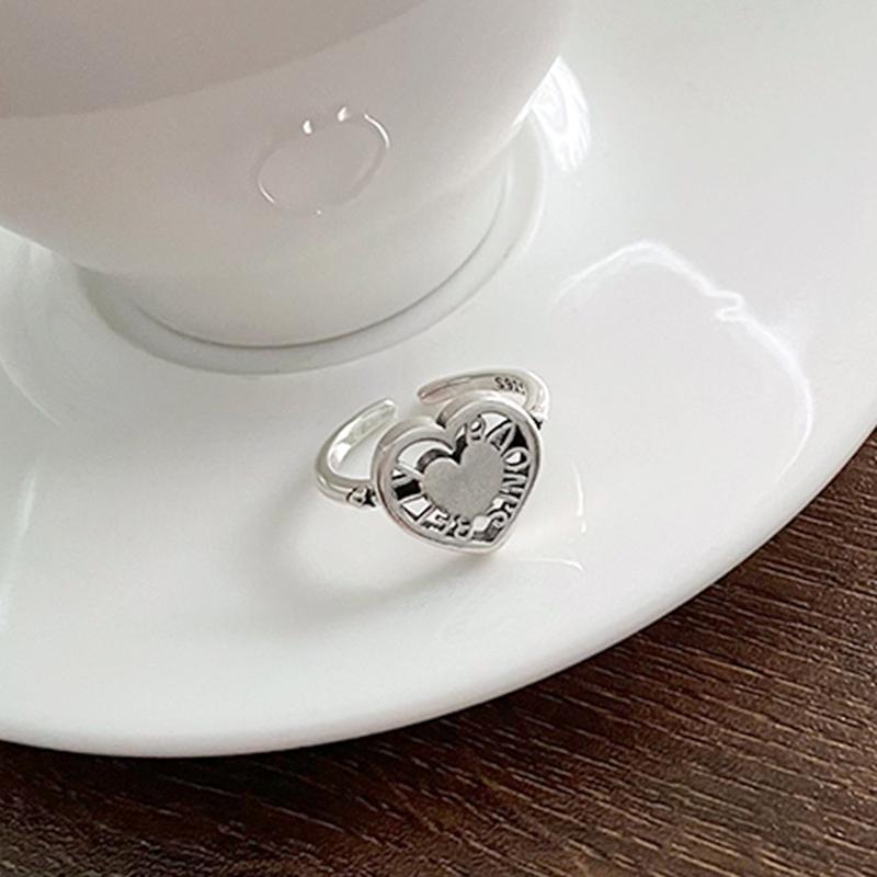Vintage Herz Pentagramm Offener Ring für Damen Süß Kühl Alt Gemacht Hohl Liebesstern Persönlichkeit Fingerzubehör Mode Schmuck