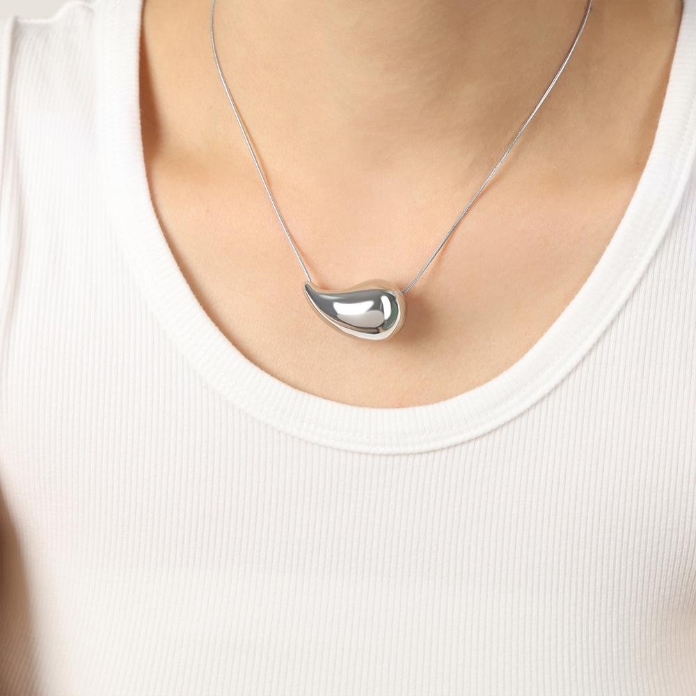 18K Gold Plated Glossy Water Drop Pendant Necklace with Snake Chain - Versatile and Elegant Jewelry for Women