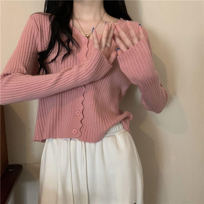 Early Autumn Korean Style Designed Short Minimalist Knitted Cardigan Lazy Style V-neck Long Sleeve Sweater Coat for Women